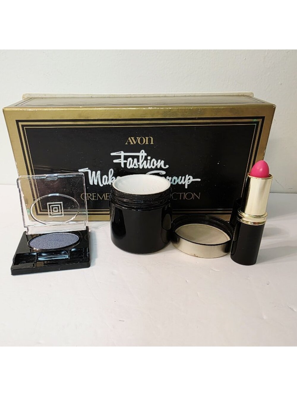 Vtg Avon Fashion Regency Pink Lipstick Spunsilk Blue Eyes Under Moisturizer